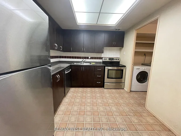 3303 Don Mills Rd #2905 — Photo 4