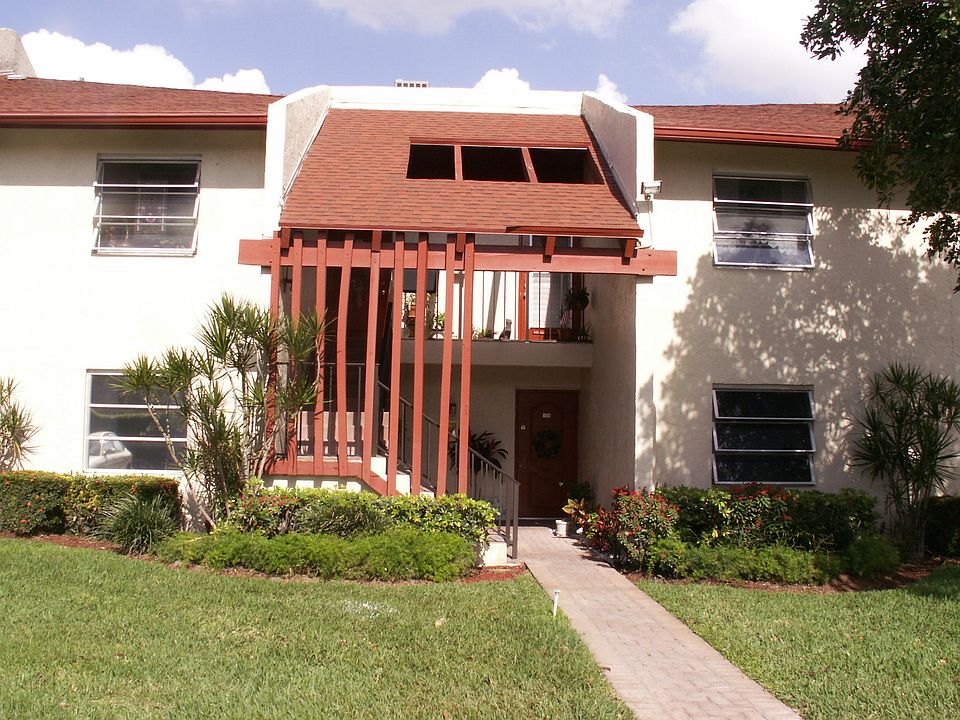 1st image of 6525 S Oriole Boulevard #204