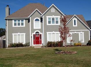 104 E Colleen Dr, Gardner, KS 66030