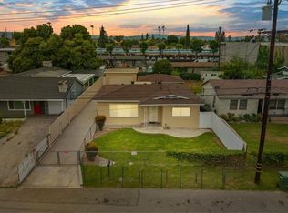 15820 E Queenside Dr, Covina, CA 91722