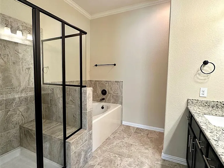 14818 Raleighs Meadow Ct — Photo 7
