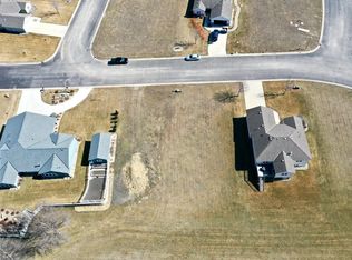 1812 17th St NW, Willmar, MN 56201