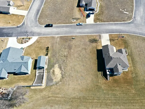 1812 17th St NW, Willmar, MN 56201