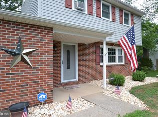 1321 Randy Dr, Pottstown, PA 19464