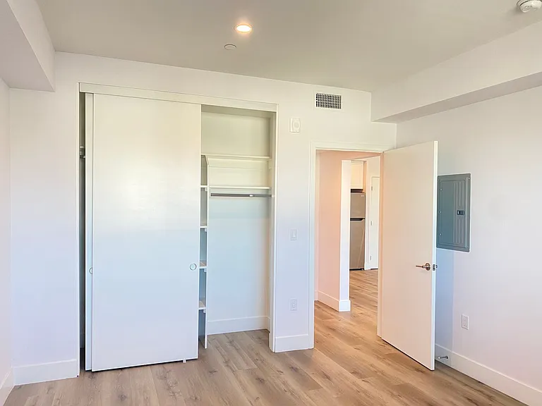 Tujunga55 — Photo 21