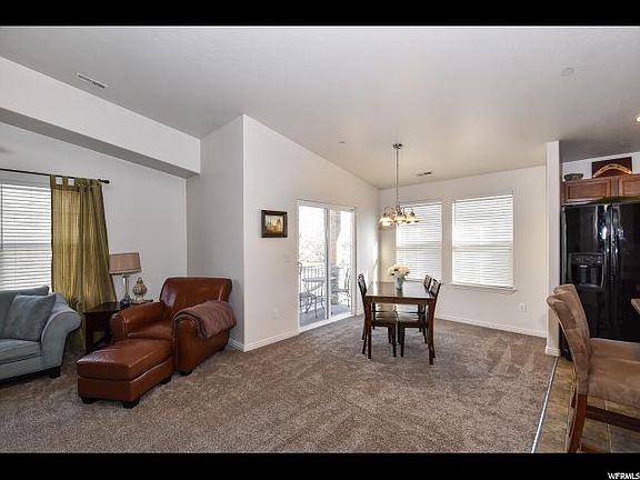 3rd image of 2223 W Stella Vie Ln