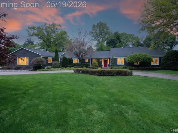 3952 Cottontail Ln, Bloomfield Hills, MI 48301