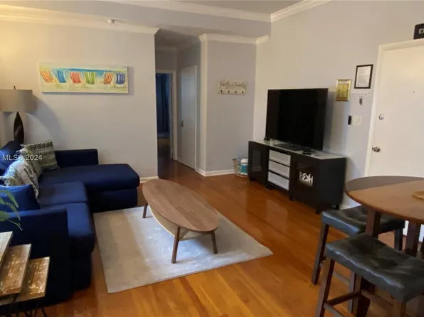 326 Harrison St APT 202A, Hollywood, FL 33019