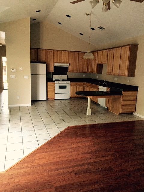 2nd image of 1203 W North Loop Blvd #B