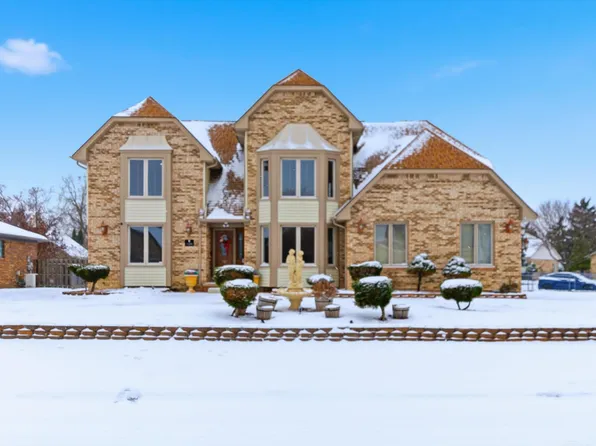 40393 Fordwich Dr, Sterling Heights, MI 48310