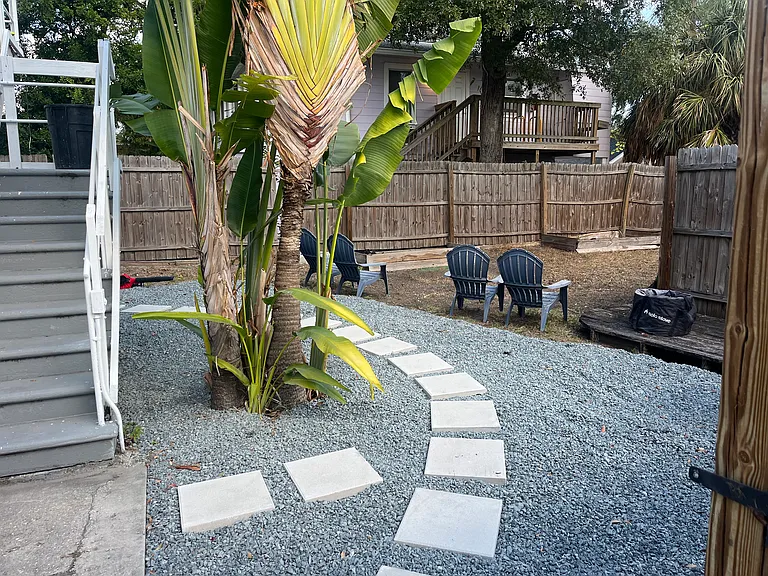 1105 Highland St N #1 — Photo 11
