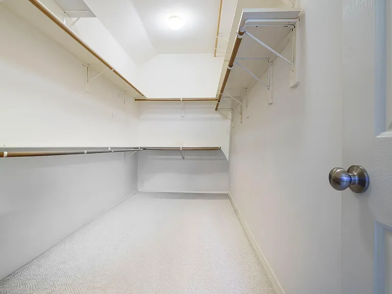 5415 Emerald Brk — Photo 13