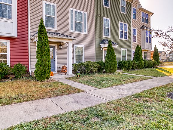 2nd image of 9024 Randolph Cir