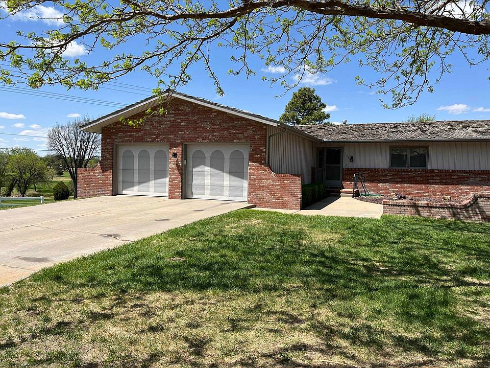 1st image of 106 Carefree Ln