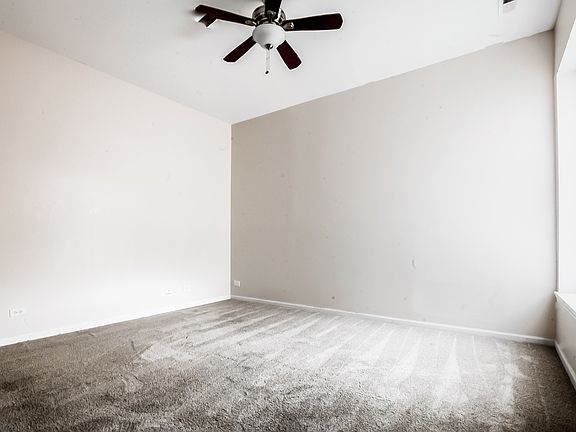 3rd image of 5711 S Calumet Ave APT 3N