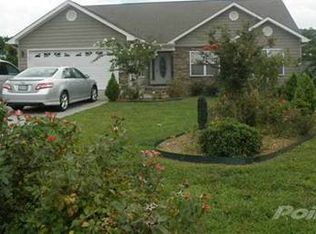 2406 Crossview Dr, Pigeon Forge, TN 37863