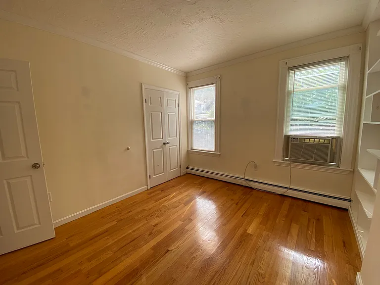 20 Rockwell St #1 — Photo 10