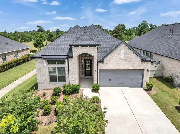 10473 Eastern Bluestar Dr, Conroe, TX 77385