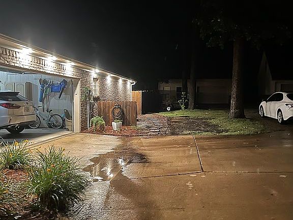 2nd image of 128 Deanna Dr