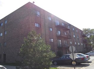 8894 Knight Ave #G-102, Des Plaines, IL 60016