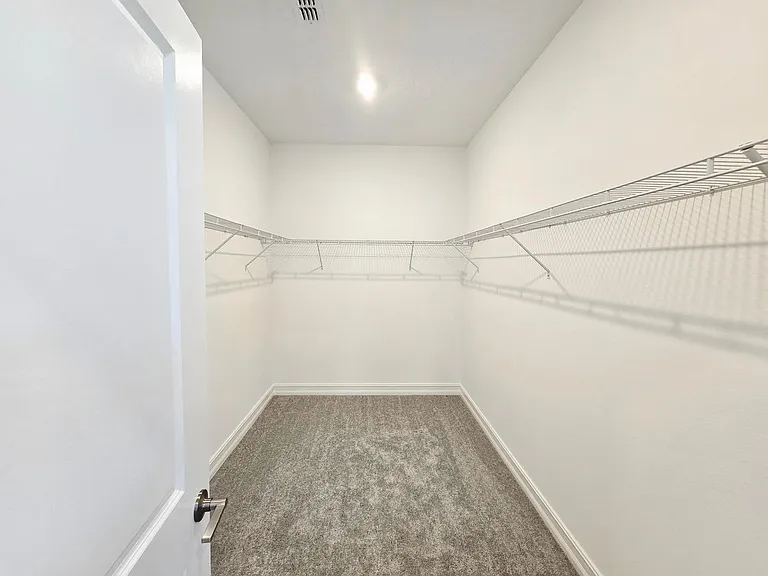 11757 71st Ave E — Photo 20