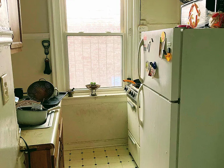 203 N Plum St #4 — Photo 8