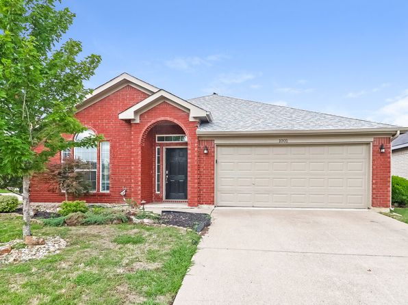 1001 Caleb St