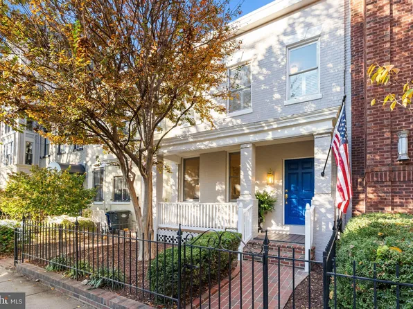 251 15th St SE, Washington, DC 20003