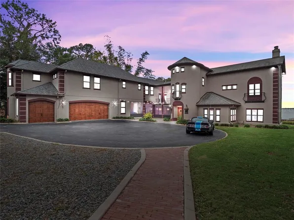 6118 Dora Dr, Mount Dora, FL 32757