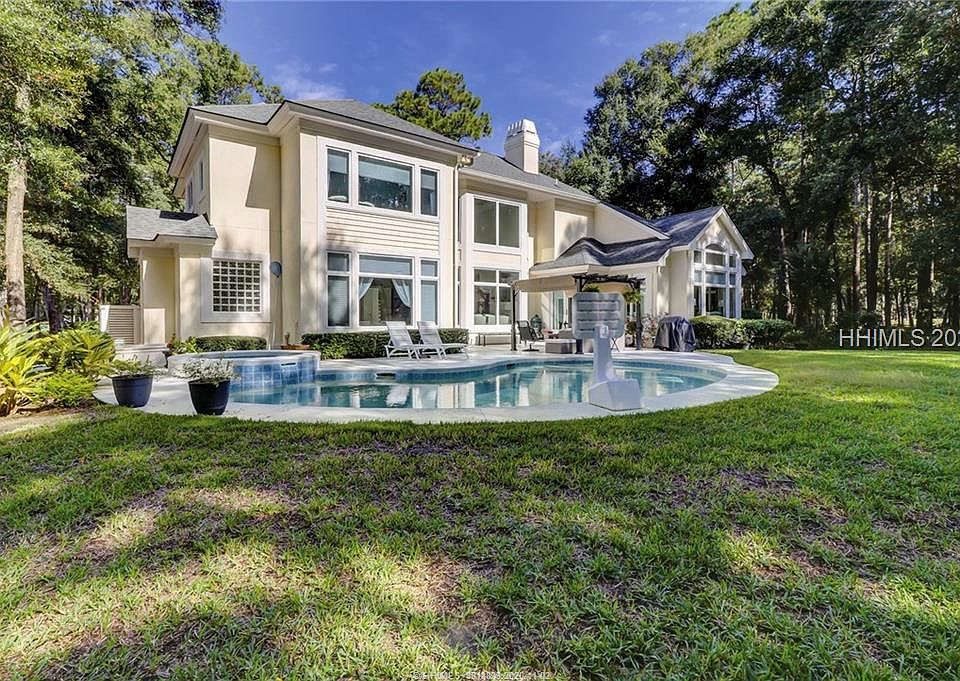 1st image of 69 Wedgefield Dr