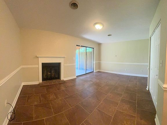 2nd image of 303 Haltiwanger Rd APT 17