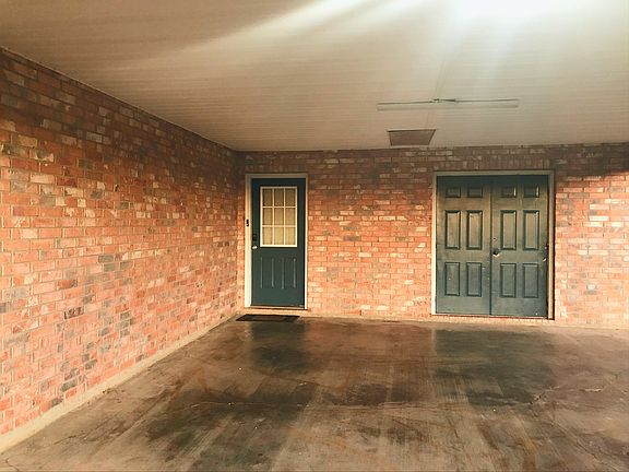 2nd image of 144 Horseshoe Dr