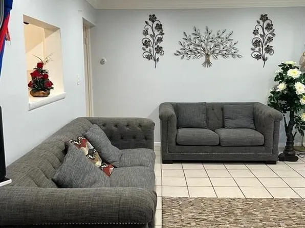 136 Acorn Avenue, Central Islip, NY 11722