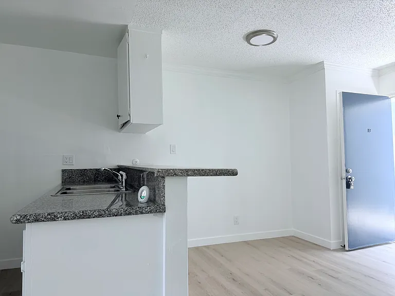 3760 Dufresne Ct #19 — Photo 9