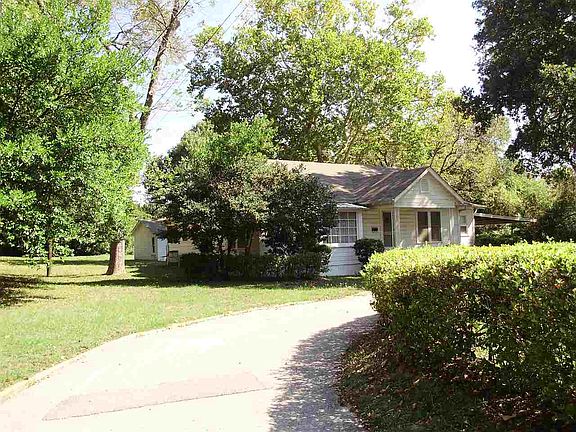 3rd image of 602 N Motley Dr