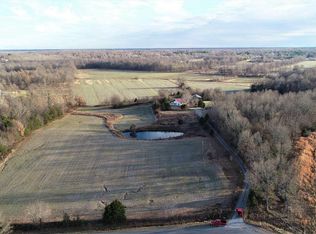 1597 Calvert City Rd, Calvert City, KY 42029