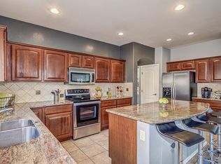 216 E Placita Lago Bello, Sahuarita, AZ 85629