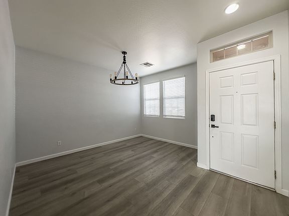 3rd image of 1036 S 177th Dr