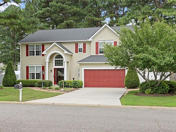 3rd image of 313 Lane Cres