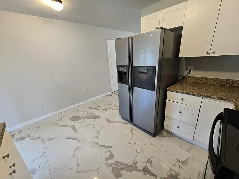 3406 Murrow St — Photo 9