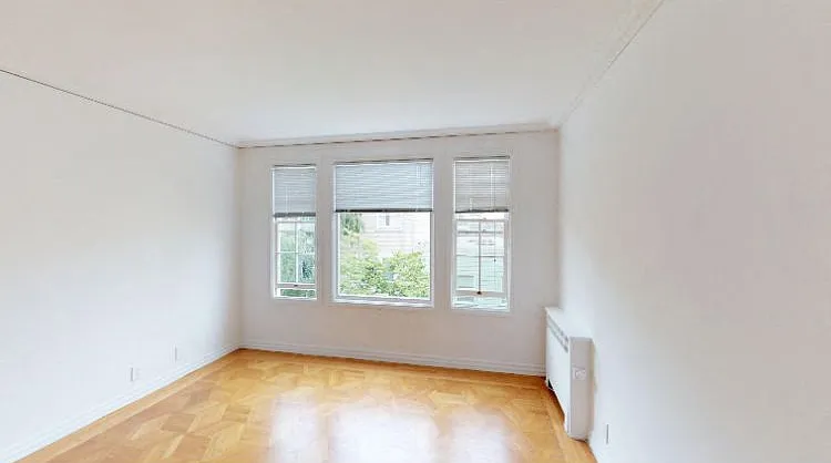 2240 Golden Gate Ave — Photo 5