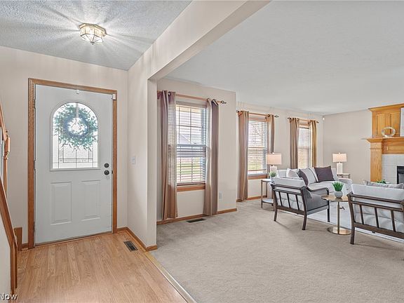5th image of 7347 Meadowhaven Dr