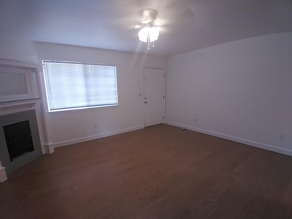 4th image of 3301 Sherwood Ave #2