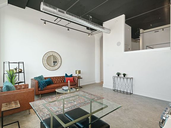 3rd image of 1218 Snyder Ave #8