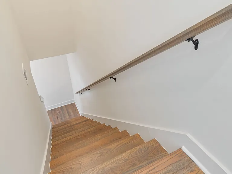 601 Southgate Ave — Photo 20