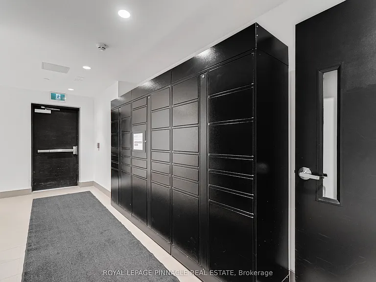460 Gordon Krantz Ave #209 — Photo 33
