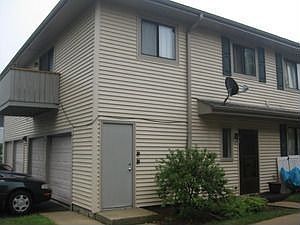 1st image of 2S713 Winchester Cir W #4