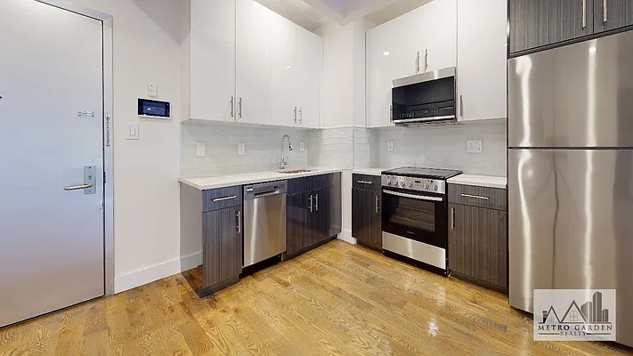 Rented by Metro Garden Realty NYC | media 5