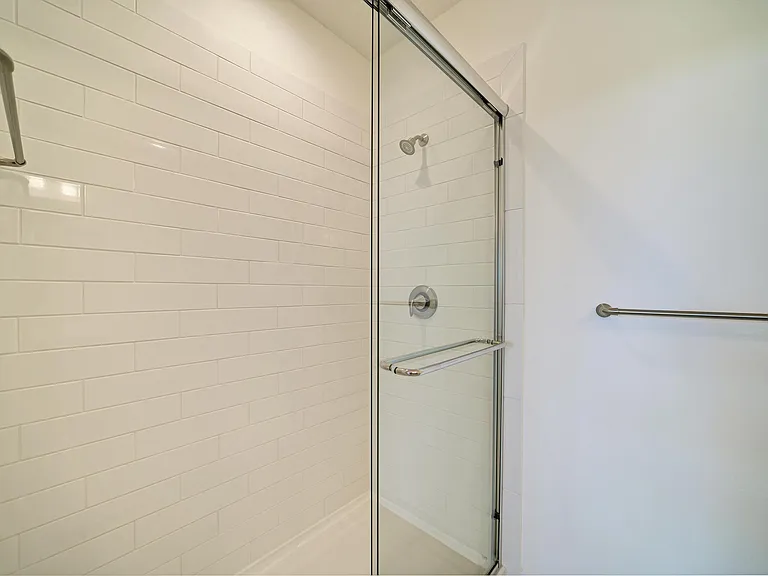 2206 Washington Palm Ct — Photo 3