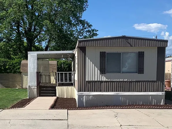 139 W Blisswood Cir, Midvale, UT 84047